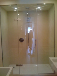 skleněný sprchový kout (kalený)